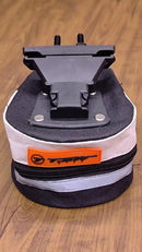 Bolsa De Selim Modelo 04 Tsw Com Engate Rápido Para Bike Cor Preto cinza