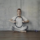 Justgofit Anel Pilates 36cm Flexível Tonificador Magiccircle Cor Preto